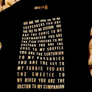 Her Universe XL Doctor Who tee